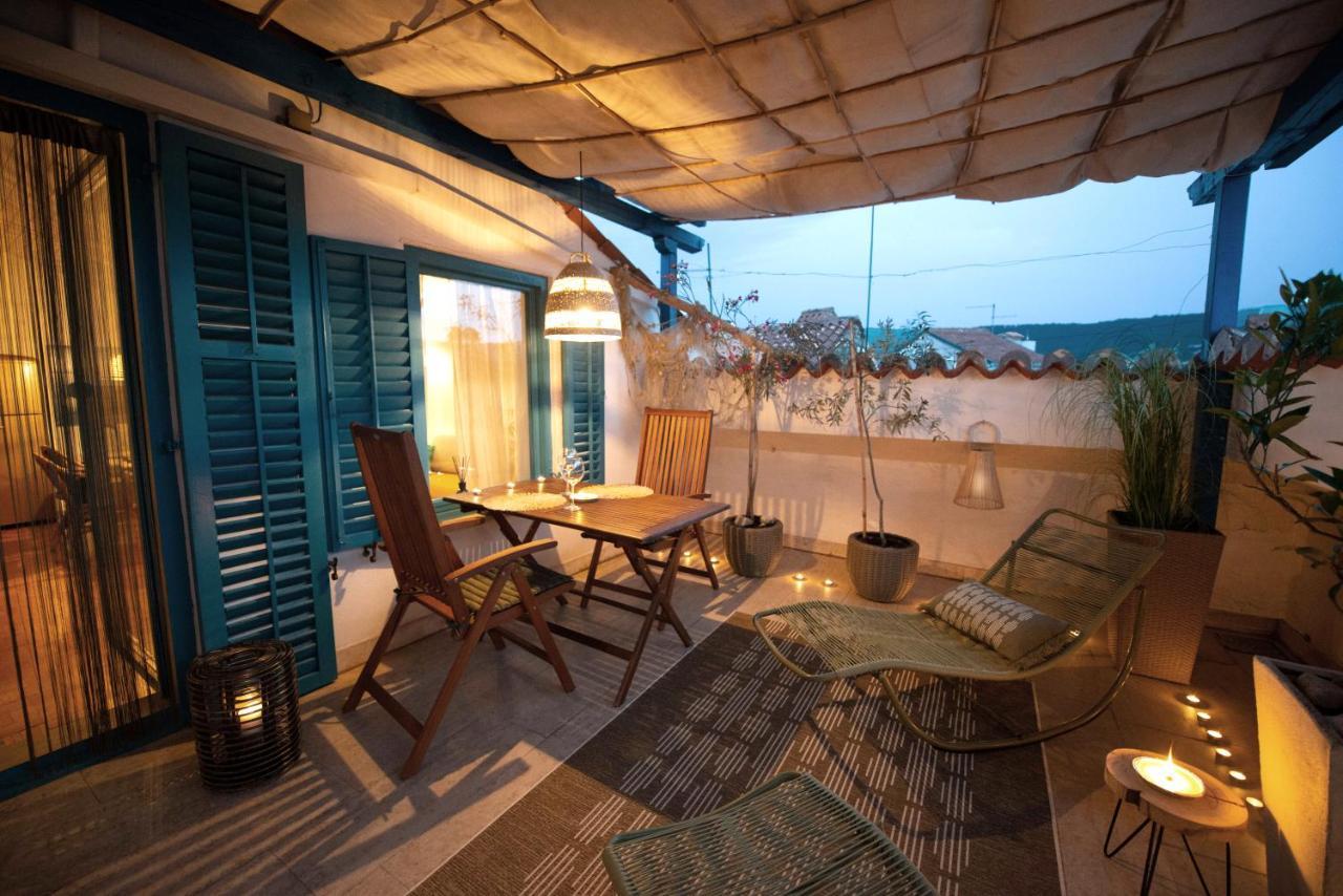 Modra Luna- Apartment With Terrace Izola Eksteriør billede